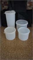 Setof 4 Vtg. Tupperware Clear Containers