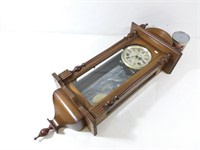 Horloge à pendule vintage Nappy en bois avec clé