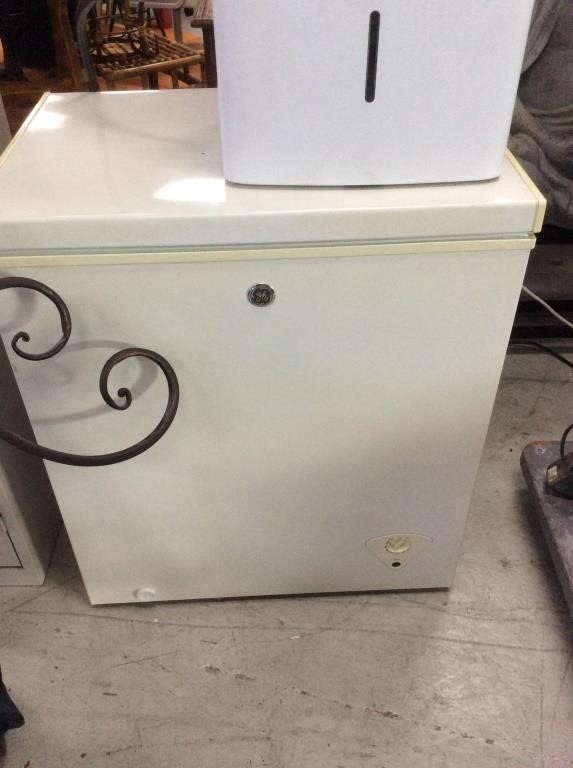 GE chest freezer