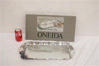 18" Oneida Chippendale Cocktail Tray