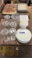 1 LOT 6 DRINK DISPENSERS & CAMBRO CONTAINERS