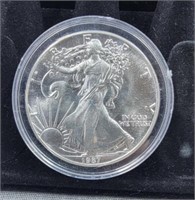 1987 1 oz. Silver American Walking Liberty dollar