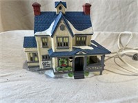 Department 56 New England Village Series Lamp