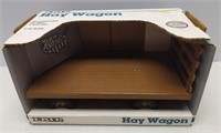 1/16 Ertl Hay Wagon In Box No.4164