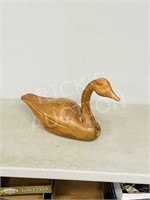 large carved wood duck - 22"