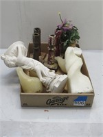 candle holders, assorted decor
