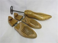Early Shoe Stretchers