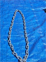 CHAIN LINKED IN CIRCLE