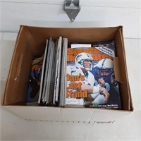 Assorted sports illustrated and other magazines