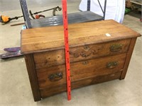 Antique 2 drawer dresser