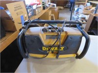 DEWALT RADIO