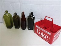 Bouteiiles de verre et caisse de Coca Cola