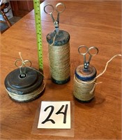 Set of 3 Wooden Spools with Twine and Scissors