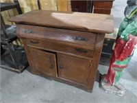 PRIMITIVE DRY SINK/WASH STAND