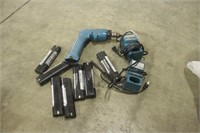 MAKITA DRILL WITH BATTERIES AND CHARGER, WORKS
