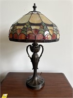 Modern Tiffany style table lamp