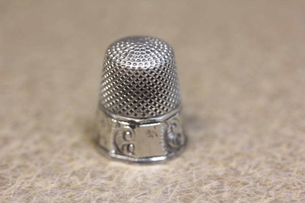 A Sterling Thimble