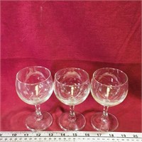 Set Of 3 Wine Glasses (5" Tall)