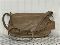COACH Tan pocketbook purse