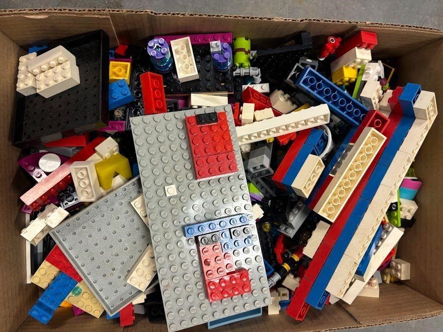 Box lot- Loose Legos