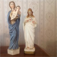 2 figurines