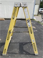 WERNER 4 FOOT STEP LADDER