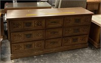 Dresser / Console 9 Drawers