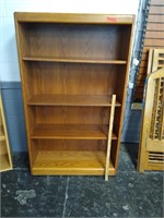 Wooden Shelving Unit with Movable Shelves