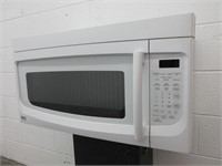 An LG Cabinet Under Mount Microwave