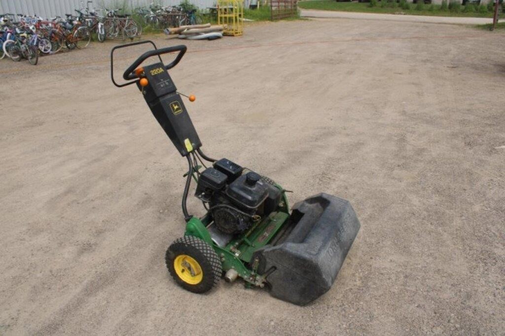 John Deere Model 220A Greens Mower Fully Serviced