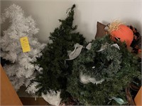 All Xmas Trees, Wreaths, & Decor