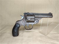 H&R DOUBLE ACTION 5 SHOT 38 S&W CAL REVOLVER