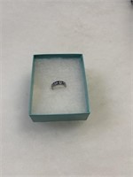 2,53g 10k white gold ring with stones