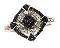 Elegant Natural Black & White Diamond Ring