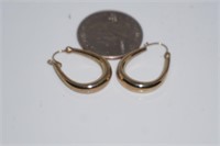14/20 Gold Marked Hoop Earrings