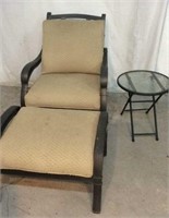 Cushioned Patio Chair w/ Footrest & Side Table V4A
