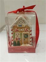 Gingerbread House Yankee Candle