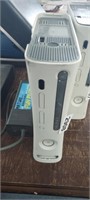 XBOX 360 CONSOLE WITH  PLUG IN