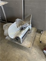 Hobart 1612 industrial meat slicer untested,