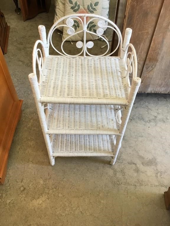 Darling wicker shelf 16 x 13 x 32