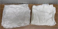 2 Satin pillowcases