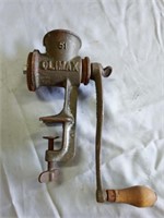 MEAT GRINDER WITH EXTRA BLADES VINTAGE