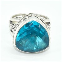 Silver Blue Quartz(10.8ct) Ring