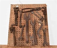 ANTIQUE WRENCH DISPLAY BOARD