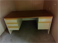 Wooden 5 Drawer Desk Approx 60 x 30.5 x 29
