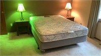 Beautyrest full size bed, end tables & lamps