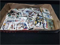 BOX LOT OF HOCKEY CARDS 3