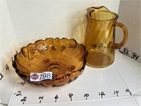 Amber glass pitcher and bowl / basin