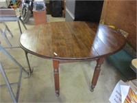 Oval table 41" x 51"