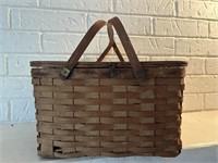 Vintage Picnic Basket w/ Latch